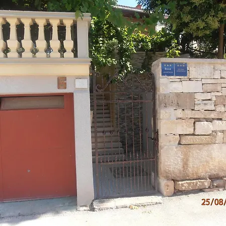 Polomcic Apartment Pula