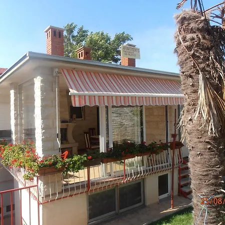 Διαμέρισμα Polomcic Πούλα