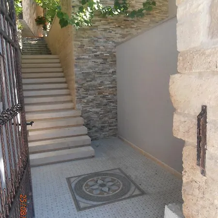 Polomcic Πούλα