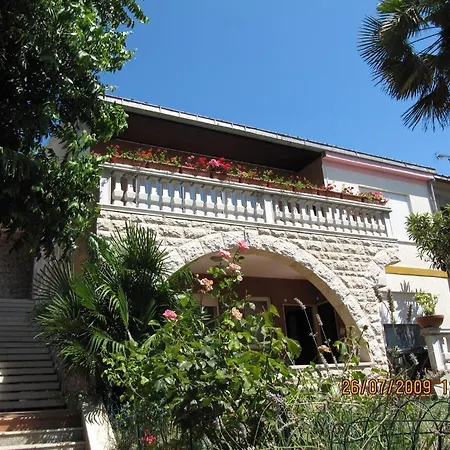 Polomcic * Πούλα
