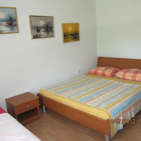 Polomcic Apartment Pula